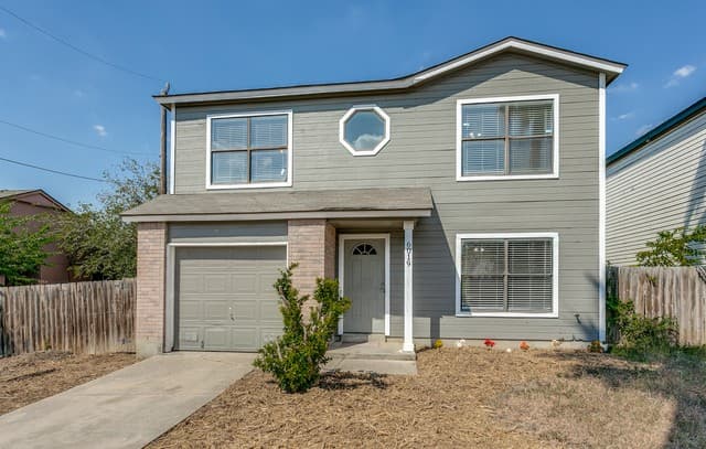 rental at 6019 Lyndell Spgs in San Antonio TX