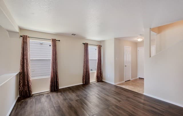 rental at 9214  Pacific Maple in San Antonio, TX — photo 3