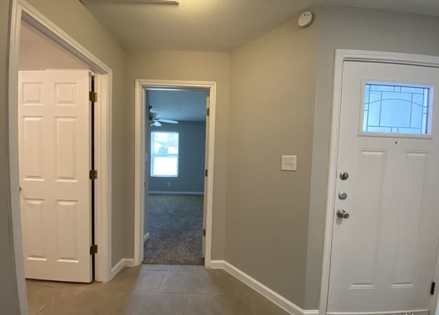 rental at 6571  Beech Trail Dr in Converse, TX — photo 1