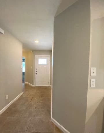 rental at 6571  Beech Trail Dr in Converse, TX — photo 3