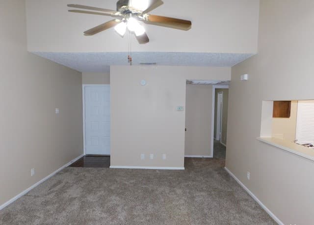 rental at 13018  Heimer Unit 704 in San Antonio, TX — photo 3