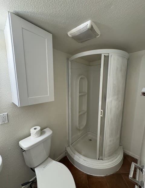 1-bedroom rental at 8325 Fm 327 Unit 7 in Elmendorf, TX — photo 5