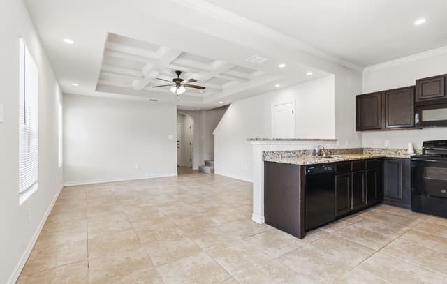 rental at 6015  Karly Way Unit 104 in San Antonio, TX — photo 5