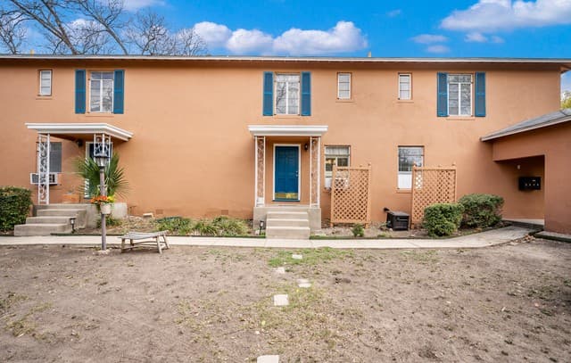 rental at 111  Grandview Pl in Alamo Heights, TX — photo 2