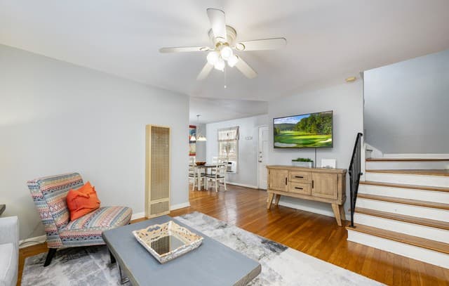 rental at 111  Grandview Pl in Alamo Heights, TX — photo 5