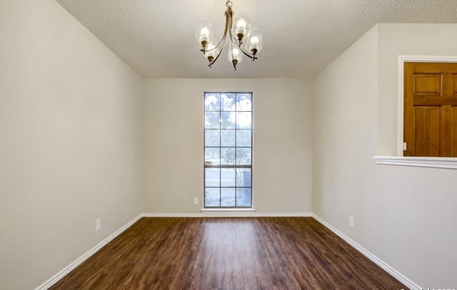 rental at 11823  Adriana Maria in San Antonio, TX — photo 3