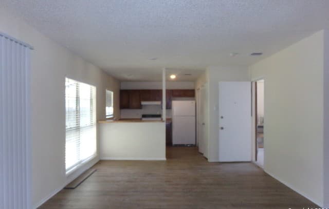 rental at 10511  Cherry Laurel in San Antonio, TX — photo 4