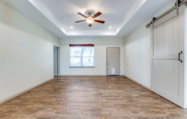 rental at 2336  Hornsby in Spring Branch, TX — photo 2