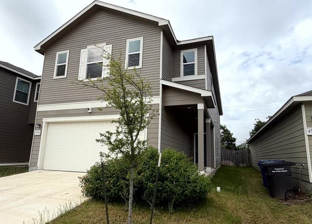 rental at 4554  Otra Otra Dr in San Antonio, TX — photo 1