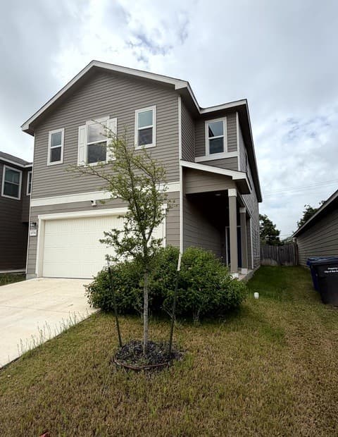 rental at 4554  Otra Otra Dr in San Antonio, TX — photo 2