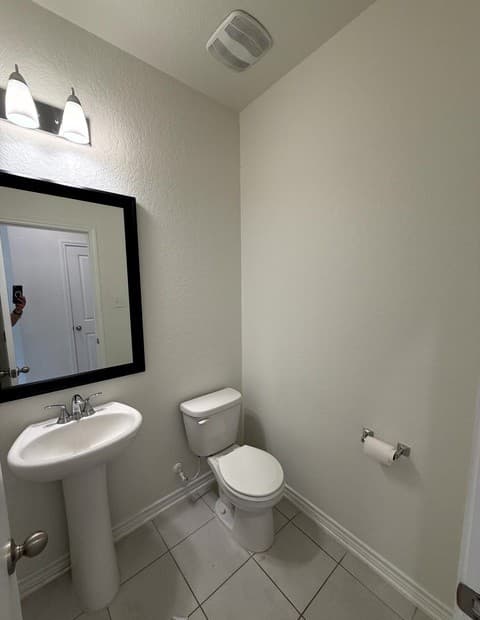 rental at 4554  Otra Otra Dr in San Antonio, TX — photo 5