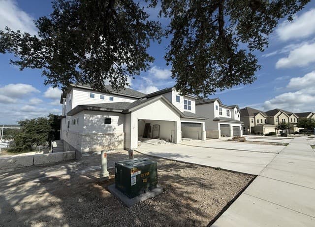 rental at 102  Magnolia Cir in Boerne, TX — photo 2