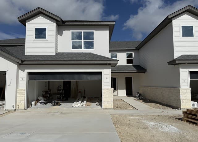 rental at 104  Magnolia Cir in Boerne, TX — photo 1