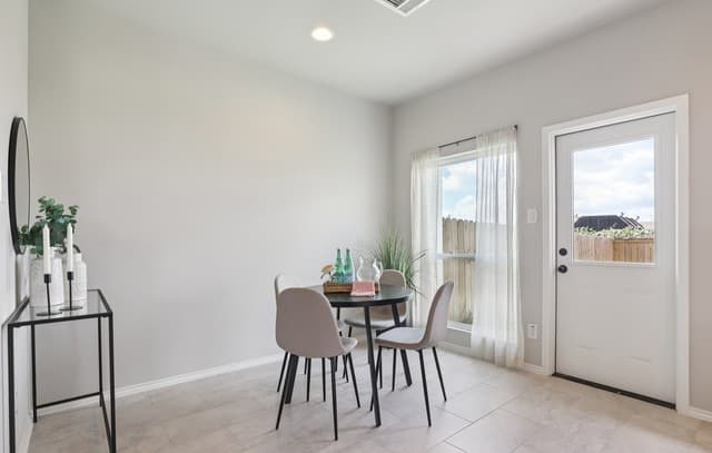 rental at 8619  Valentina Way Unit 101 in San Antonio, TX — photo 5