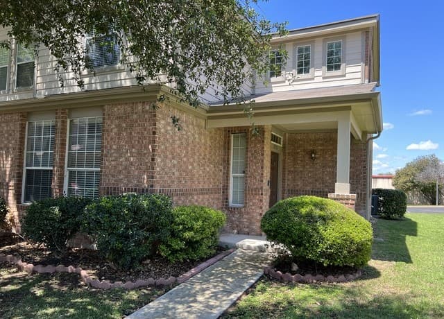 rental at 2515  Grayson Way in San Antonio, TX — photo 1