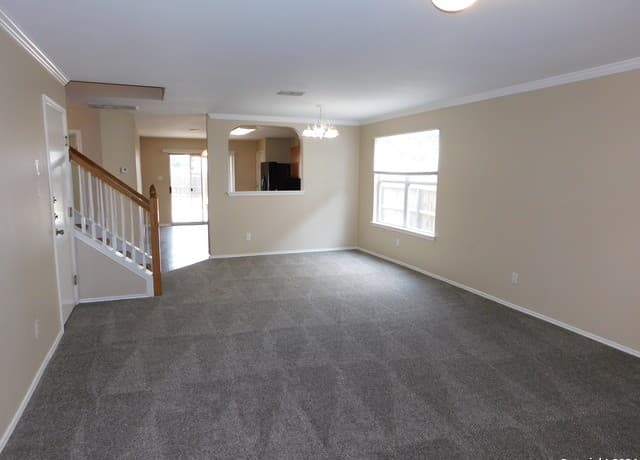 rental at 9013  Barkwood in Universal City, TX — photo 2