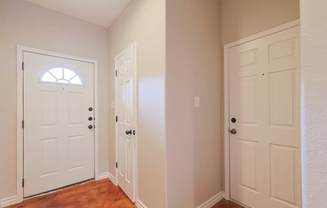 rental at 5015  Stowers Blvd in San Antonio, TX — photo 5