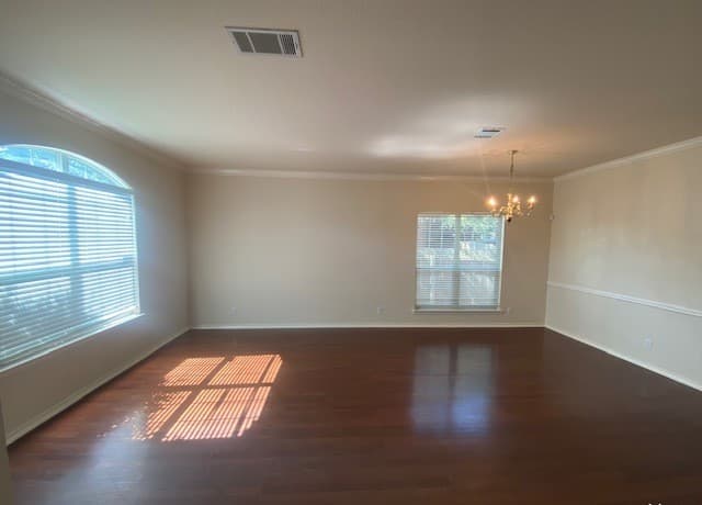 rental at 2007  Walsbrook in San Antonio, TX — photo 3