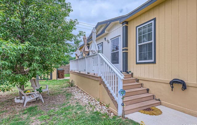 rental at 414  Bucks Circle in Converse, TX — photo 4