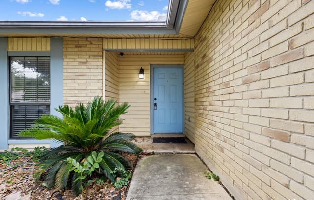 rental at 6726  Country Field in San Antonio, TX — photo 4