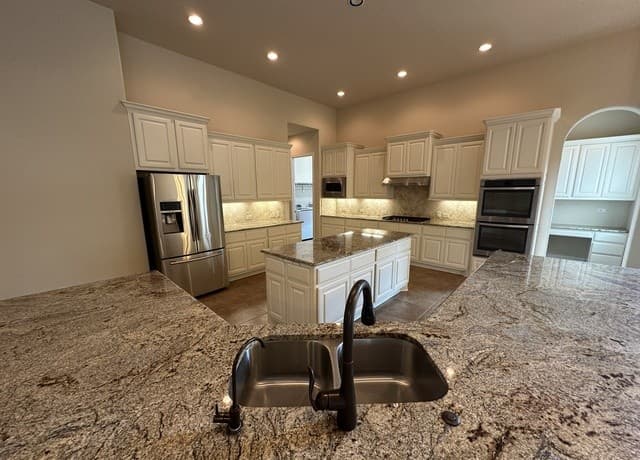 rental at 111  El Cielo in Boerne, TX — photo 5
