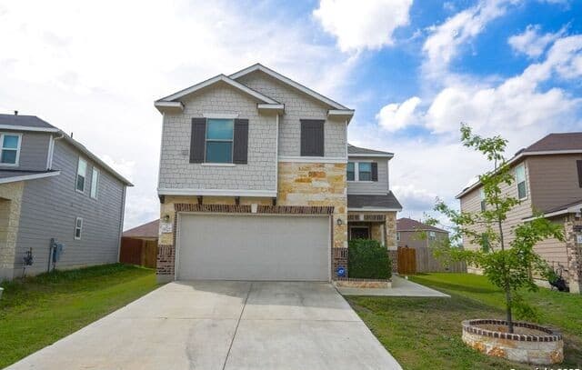 rental at 5527  Castle Brook Dr in San Antonio, TX — photo 1