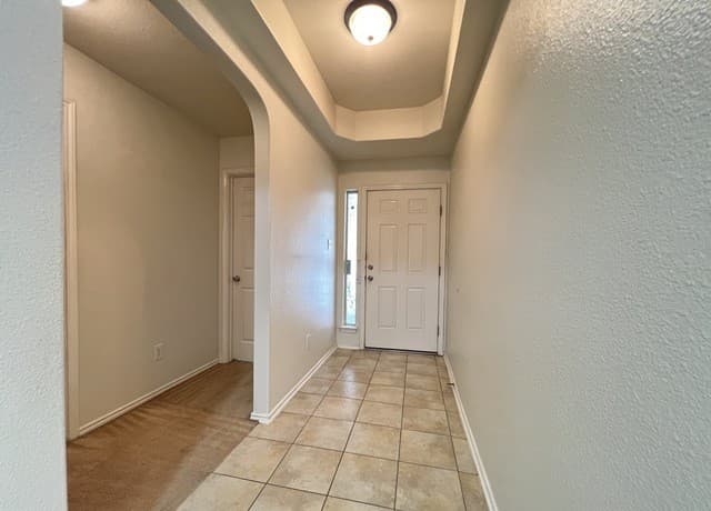 rental at 1535  Hawkwolf Crk in San Antonio, TX — photo 2