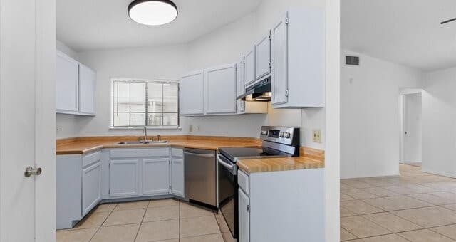 rental at 2823  Ash Field Dr in San Antonio, TX — photo 5
