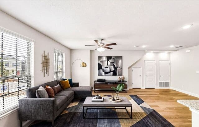 rental at 7215  Magnolia Crk in San Antonio, TX — photo 5