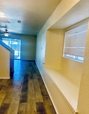 rental at 7715  Burro Bend in San Antonio, TX — photo 3