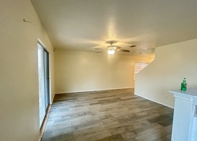 rental at 7715  Burro Bend in San Antonio, TX — photo 4