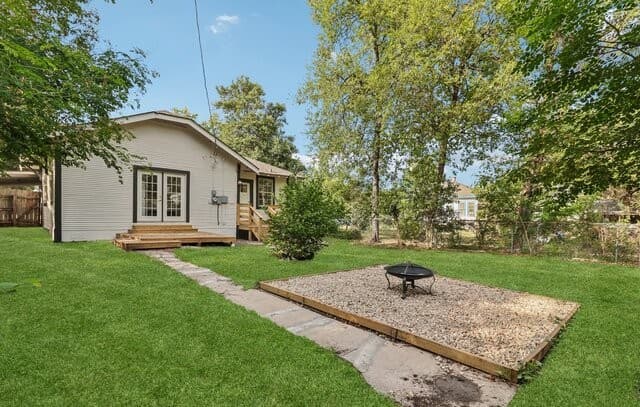 rental at 1119 W Huisache Ave in San Antonio, TX — photo 2