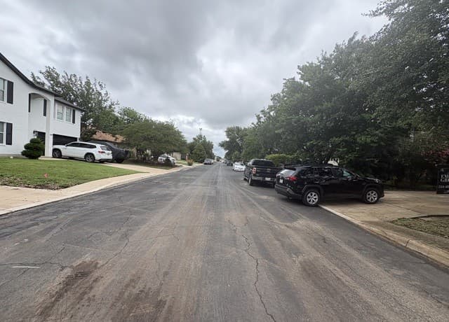 rental at 8110  Stagwood Hl in San Antonio, TX — photo 3