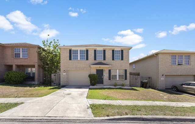 rental at 6314  Fence Crossing in San Antonio, TX — photo 2