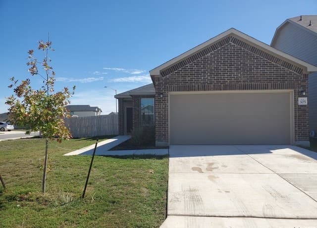 rental at 305  Dakota Crk in New Braunfels, TX — photo 5