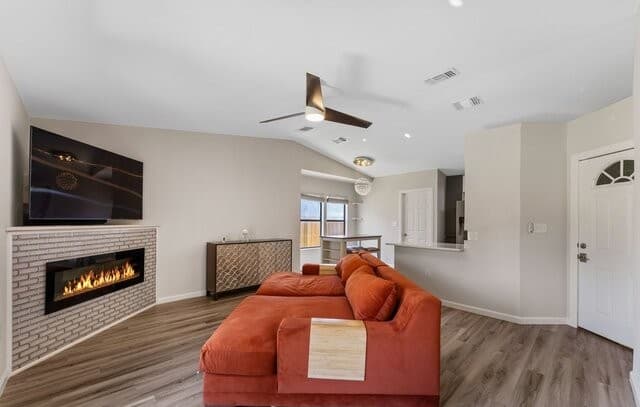 rental at 6715  Hickory Springs Drive in San Antonio, TX — photo 5