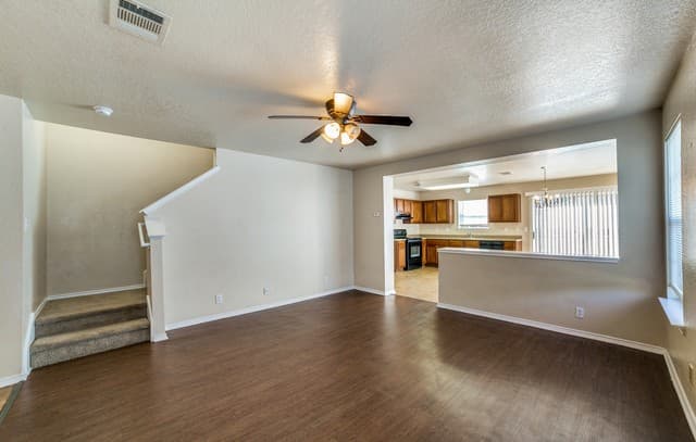 rental at 26  Moondance Hl in San Antonio, TX — photo 2