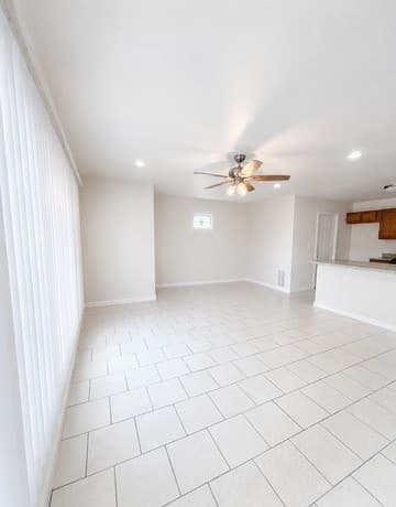 rental at 7234  Coral Spgs in San Antonio, TX — photo 5