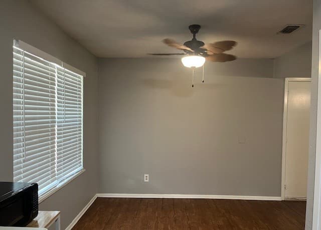rental at 1306  Carnation Ln in New Braunfels, TX — photo 5