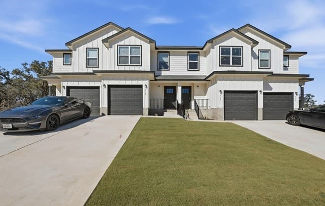 rental at 736  Abigail Alley in San Antonio, TX — photo 3