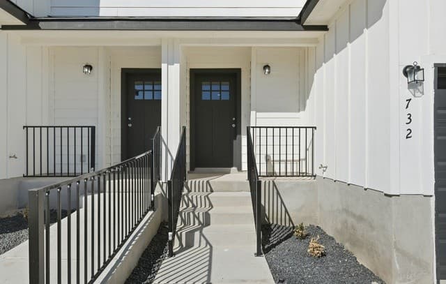 rental at 736  Abigail Alley in San Antonio, TX — photo 4