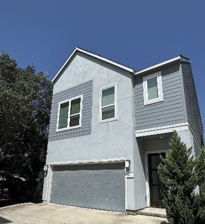 rental at 7914  Roanoke Run Unit UNIT 27 in San Antonio, TX — photo 3