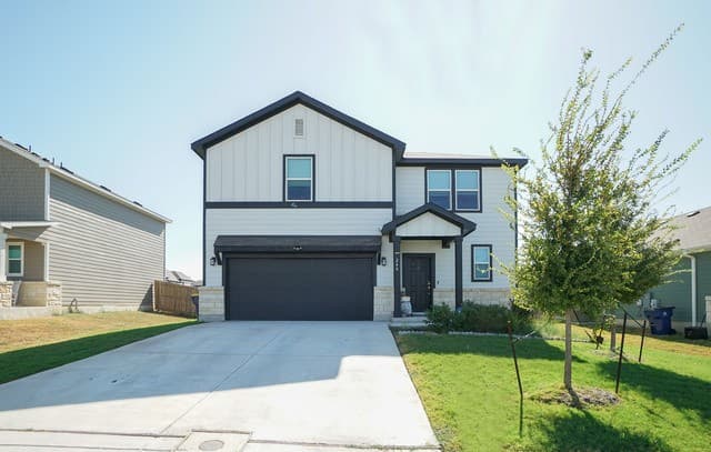 rental at 240  Brook Shadow in Cibolo, TX — photo 1