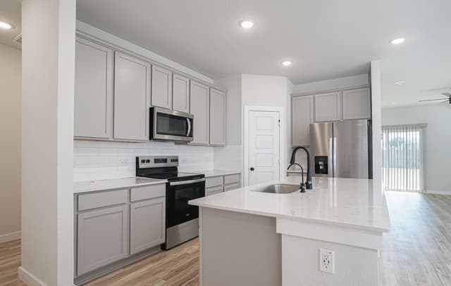 rental at 240  Brook Shadow in Cibolo, TX — photo 5