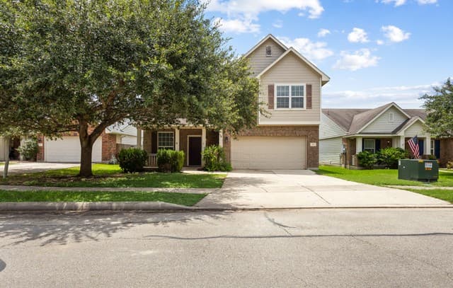 rental at 157  Carmel Dr in Cibolo, TX — photo 1