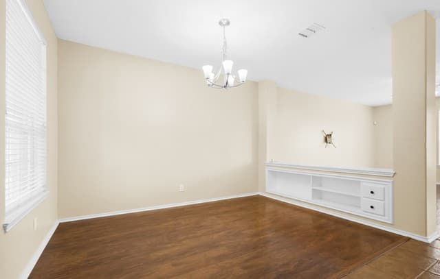 rental at 157  Carmel Dr in Cibolo, TX — photo 5
