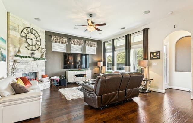 rental at 5652  Copper Vly in New Braunfels, TX — photo 3