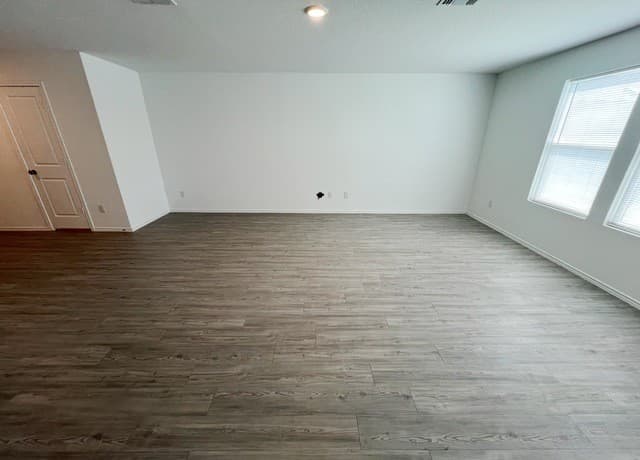 rental at 5433  Calton Bnd in San Antonio, TX — photo 5