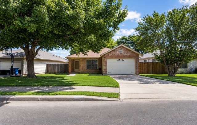 rental at 9919 Alexa Pl in San Antonio TX