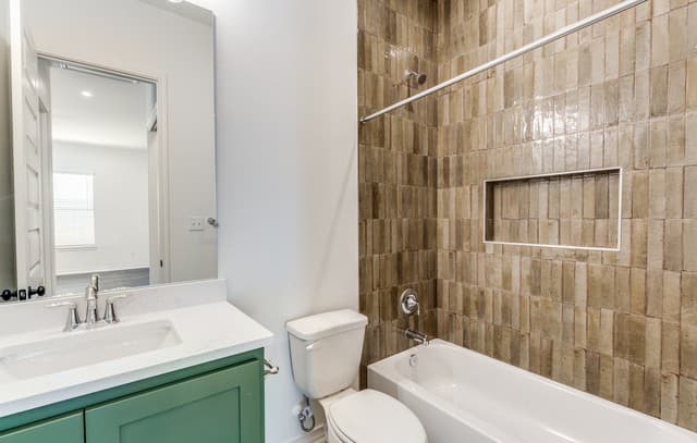 rental at 142  Porter St Unit 1201 in San Antonio, TX — photo 4